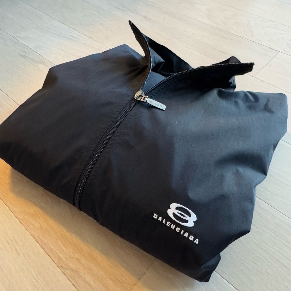 Balenciaga FW 23 Bomber (barely worn)